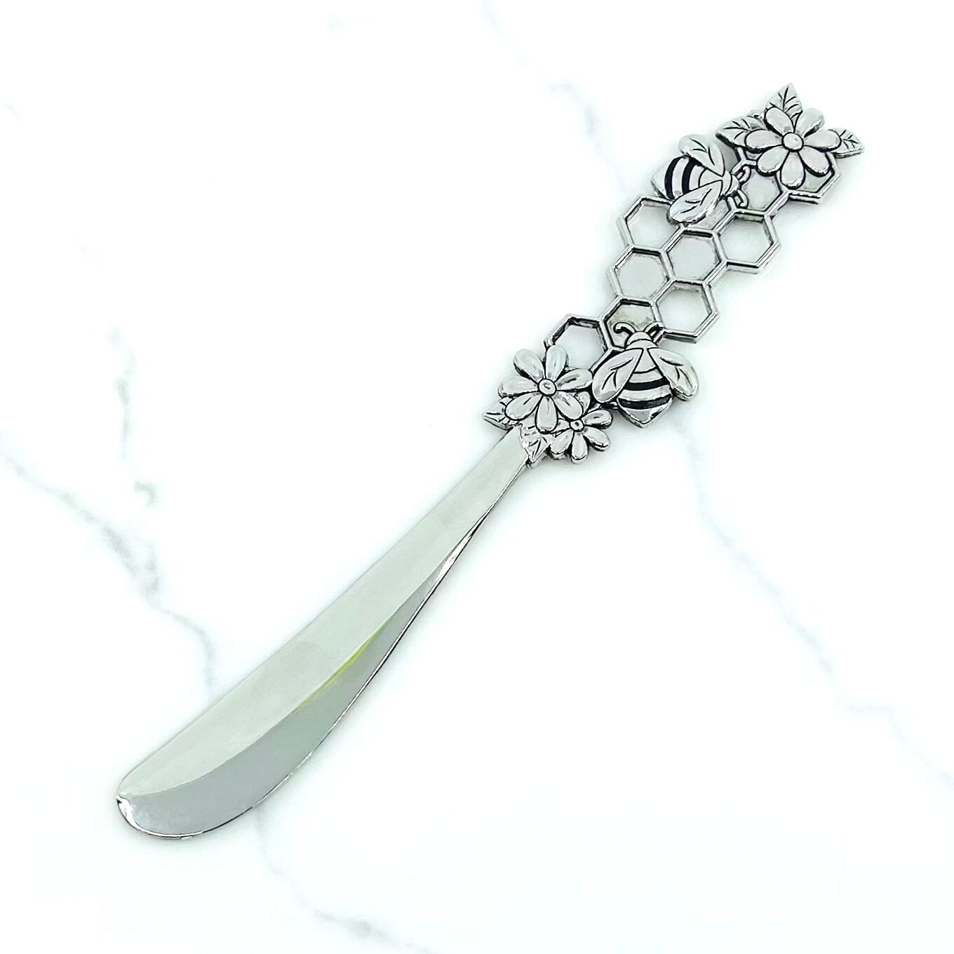 Spring Farmhouse Spreaders, Bee and Honeycomb Decor GANZ 