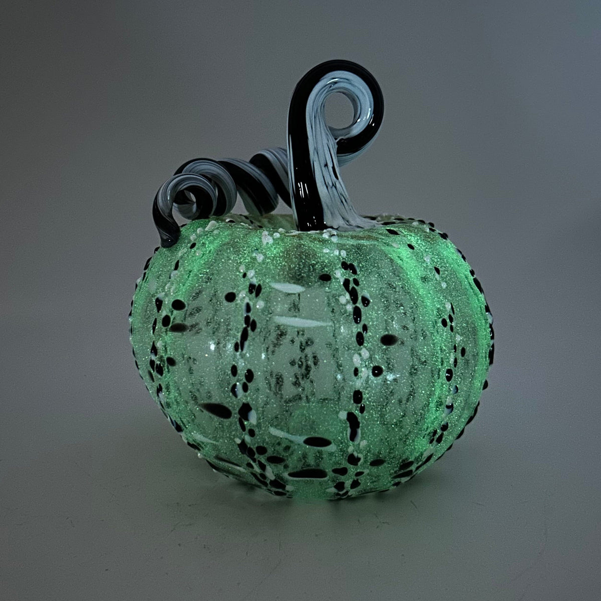 Daily Glow Pumpkin 208 Fall Squat Daily Pumpkin Luke Adams Glass Blowing Studio 