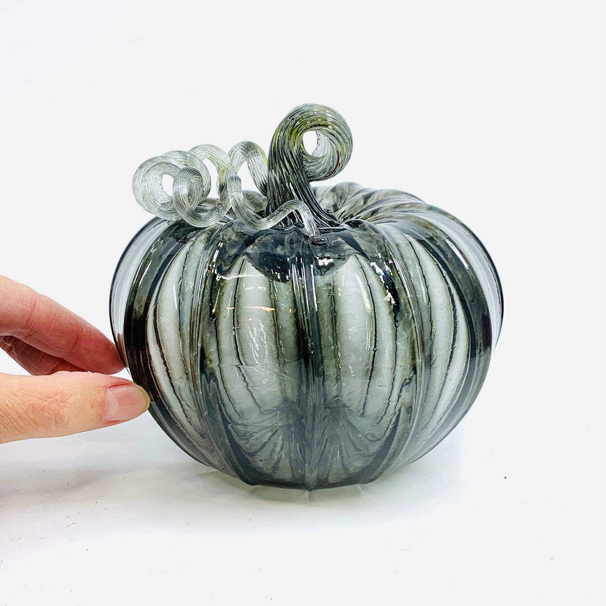 Daily Pumpkin 1222 Squat Daily Pumpkin Luke Adams Glass Blowing Studio 