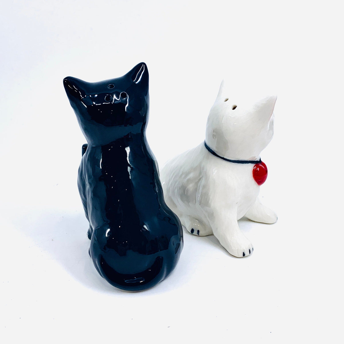 Valentines Day Cat Couple Salt and Pepper Shakers COSMOS 