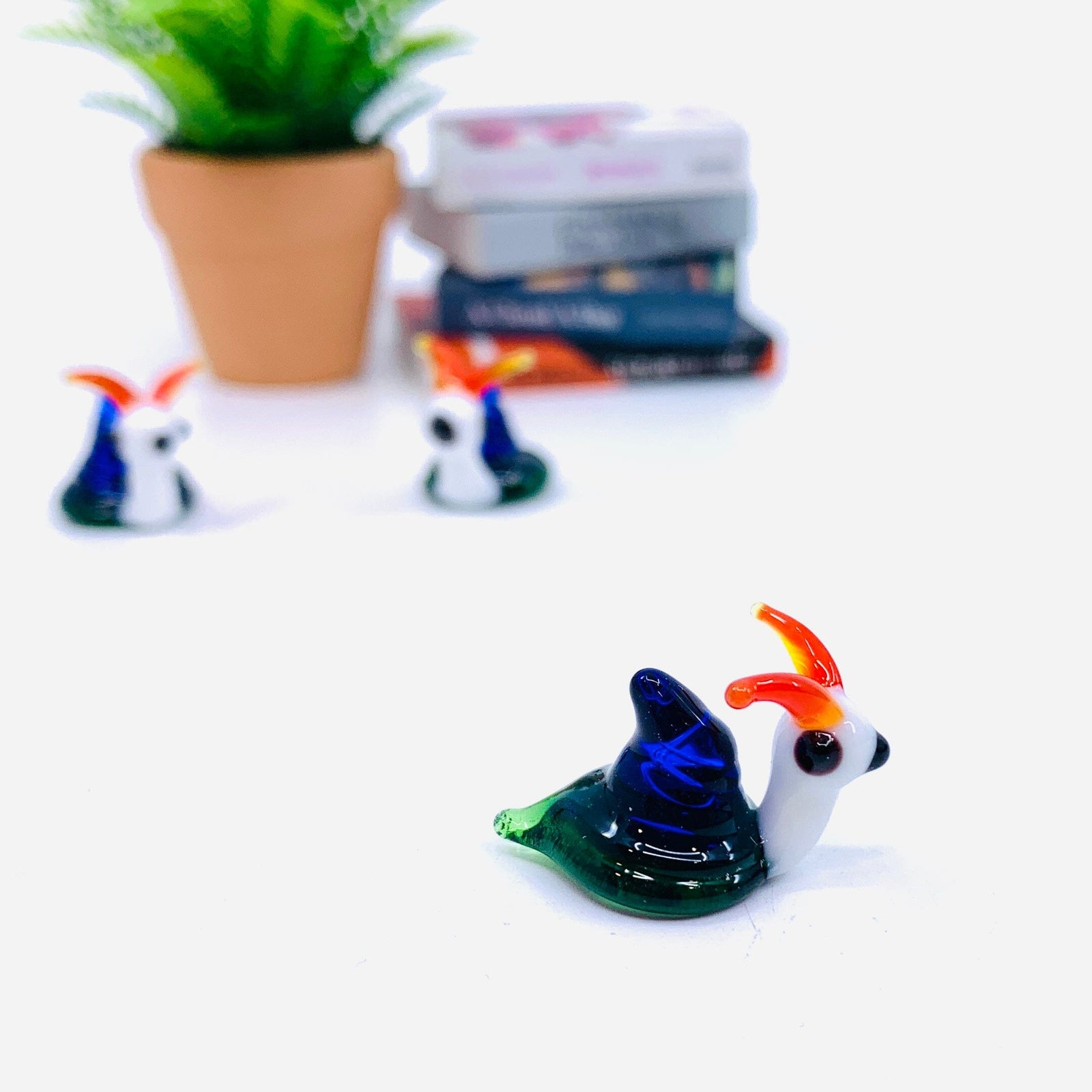 Tiny Glass Snail 306 Miniature GANZ 