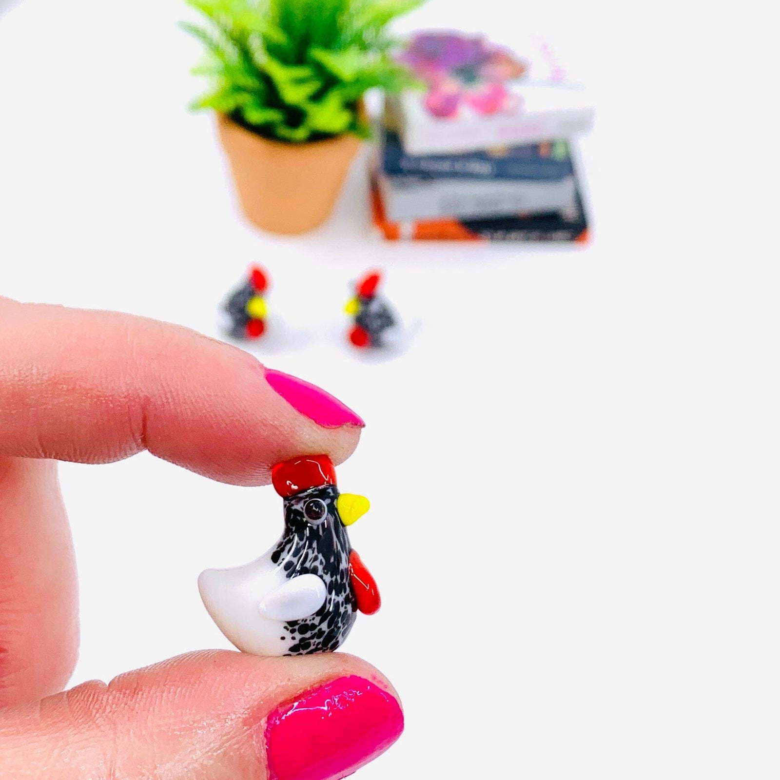 Tiny Glass Hen 295 Miniature GANZ 