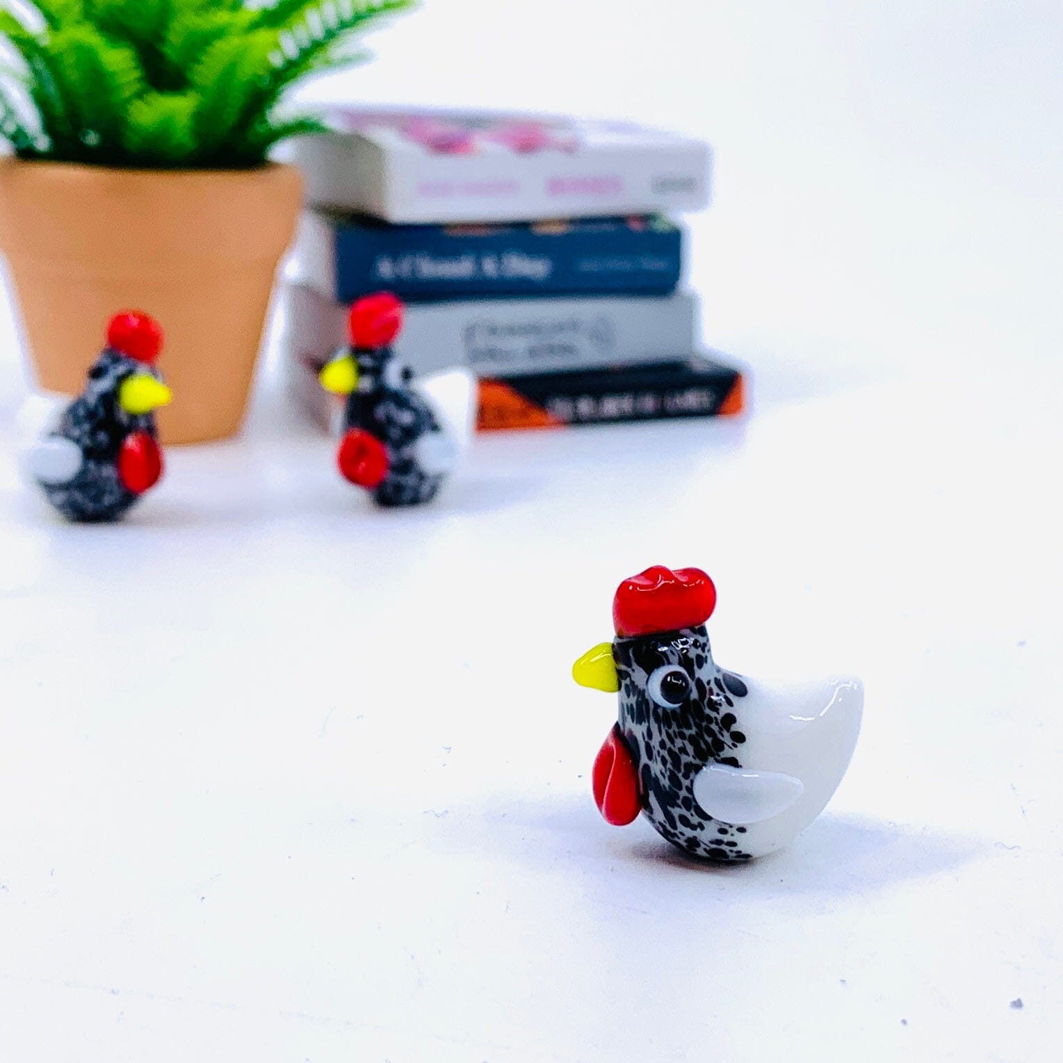 Tiny Glass Hen 295 Miniature GANZ 