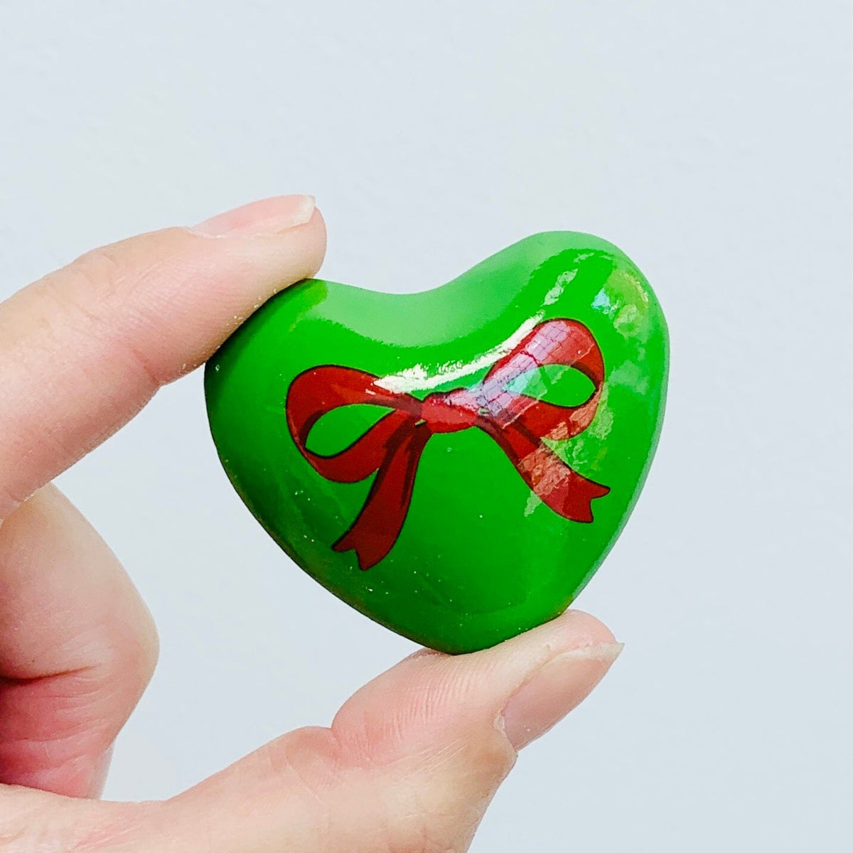 Holiday Heart Chimes Ornament GANZ Bow 