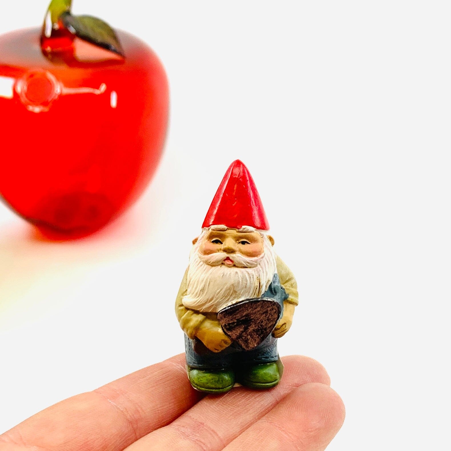 Little Gardening Gnome, Trowel GANZ 