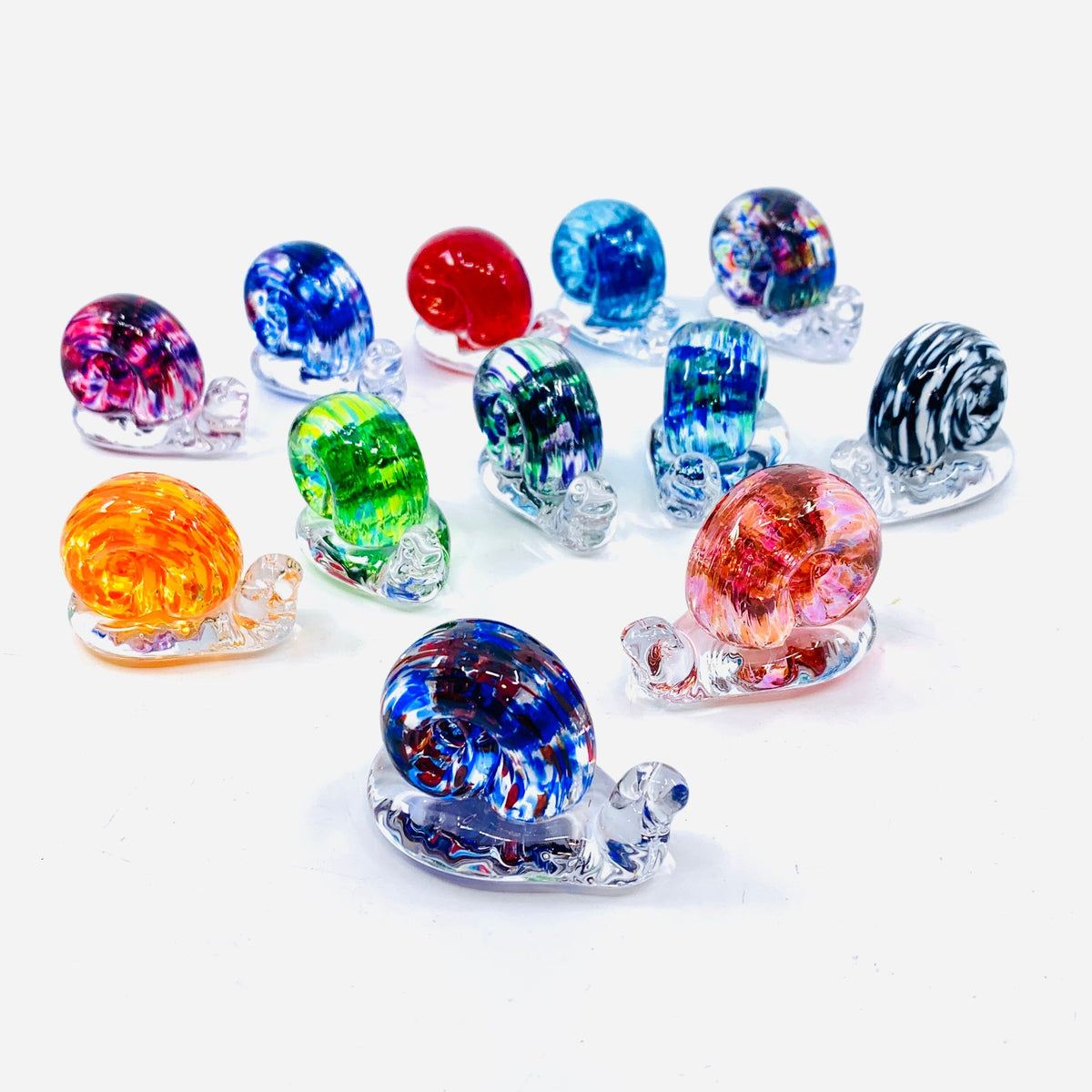 Glass Snail, Periwinkle Miniature Henrietta Glass 