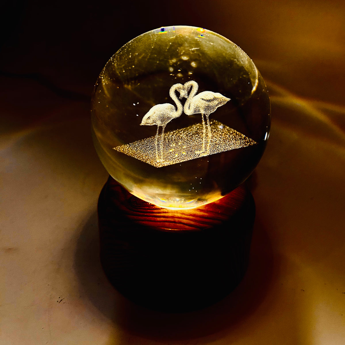 Flamingos Rotating Crystal Ball Lamp