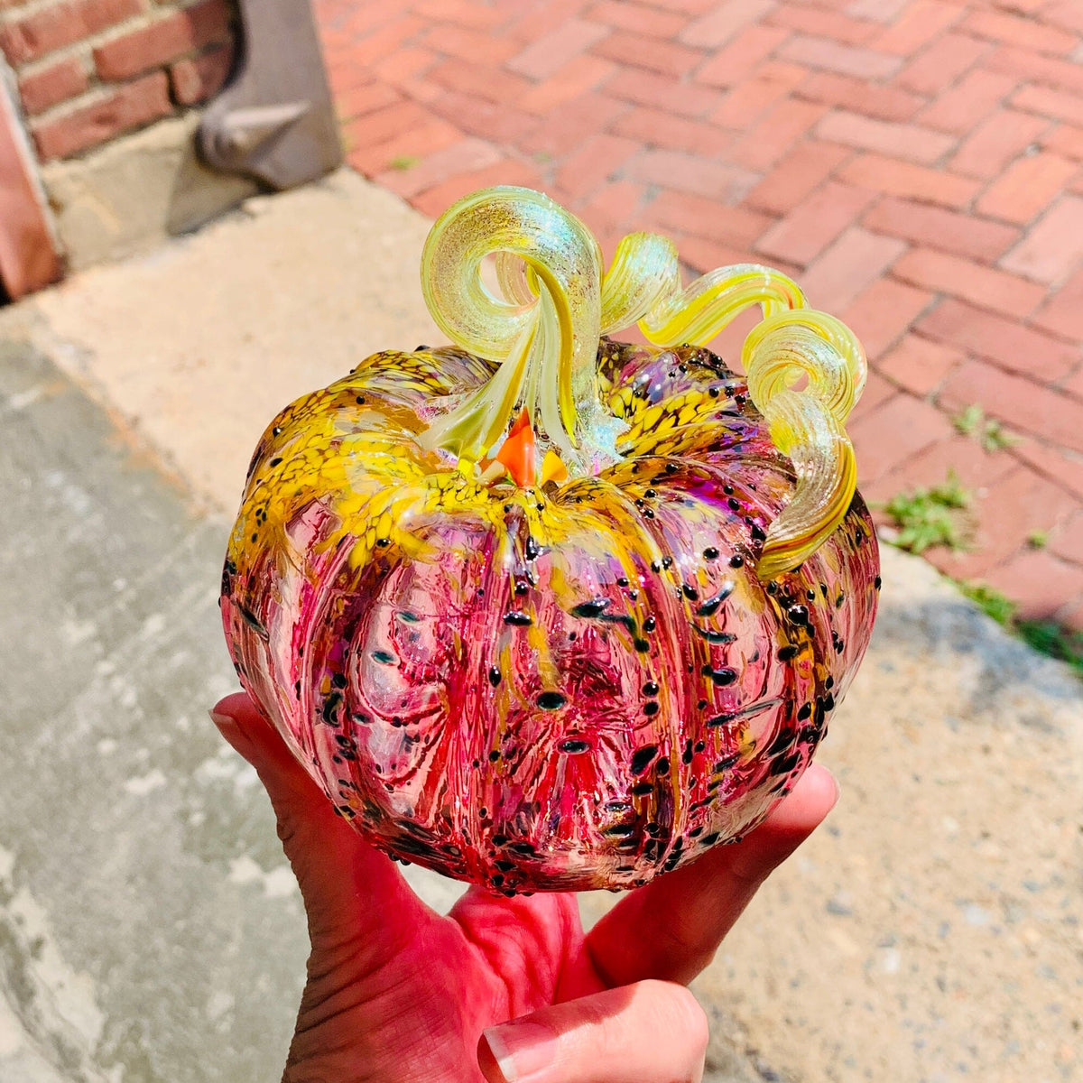 Best Pumpkin of The Day 2957 “Sparkle Raspberry Sorbet” Squat Gabby Luke Adams Glass Blowing Studio 