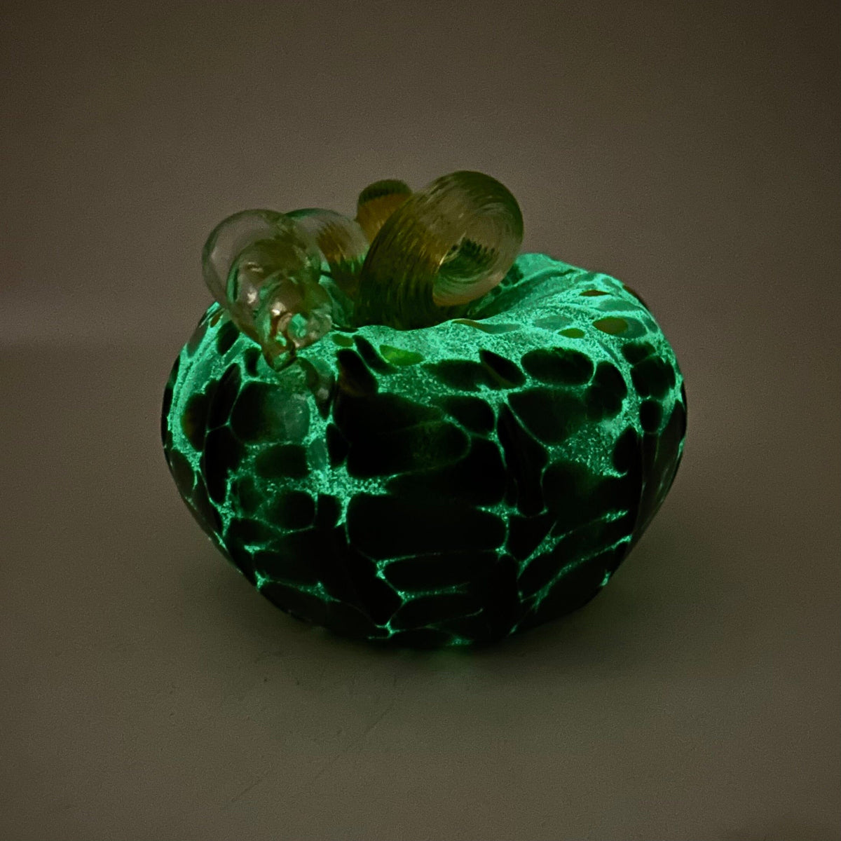 Daily Glow Pumpkin 232 Fall Squat Daily Pumpkin Luke Adams Glass Blowing Studio 