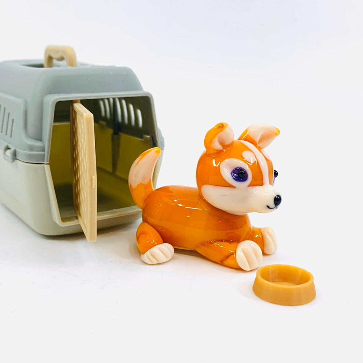 Waffles, Puppy and Crate Miniature Alex 