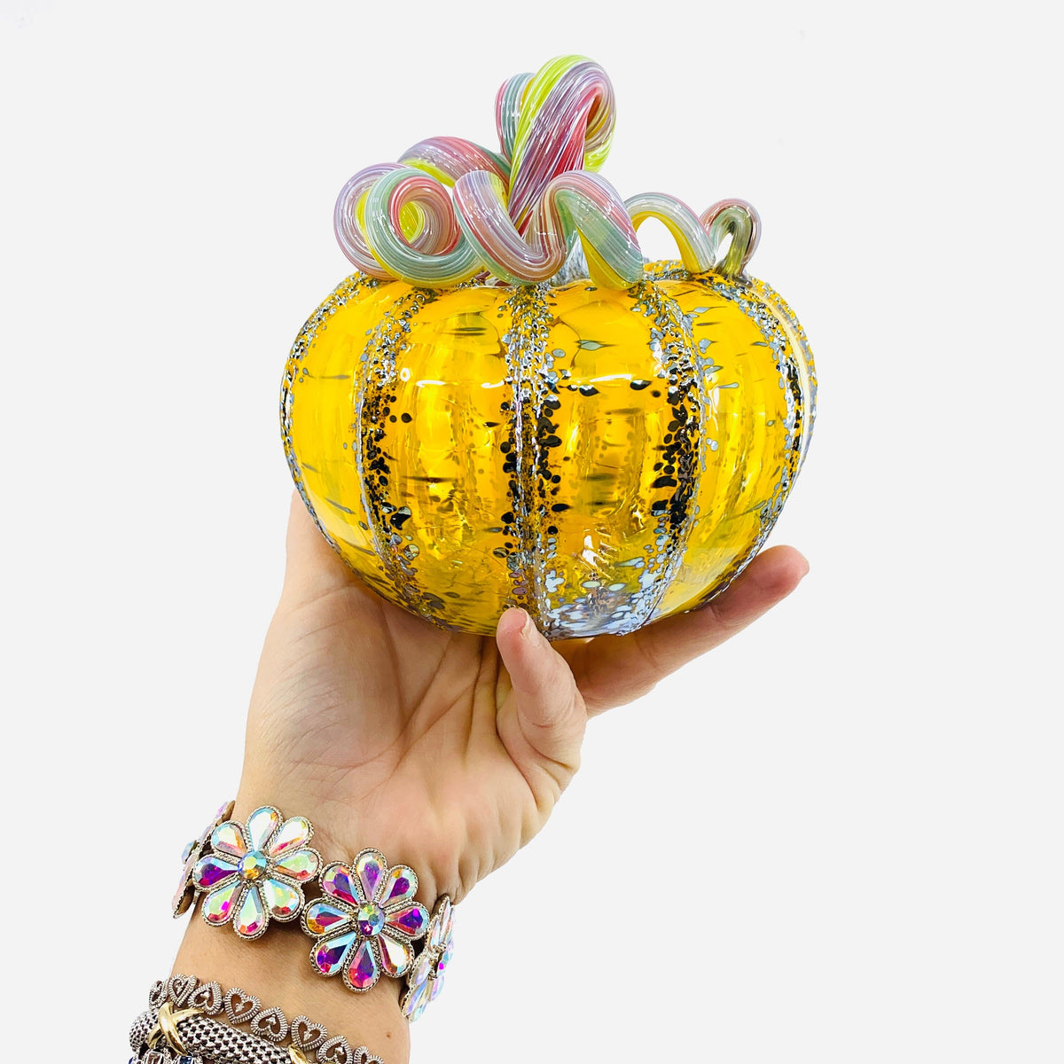 Daily Pumpkin 2869 Gift Me Squat Gabby Luke Adams Glass Blowing Studio 