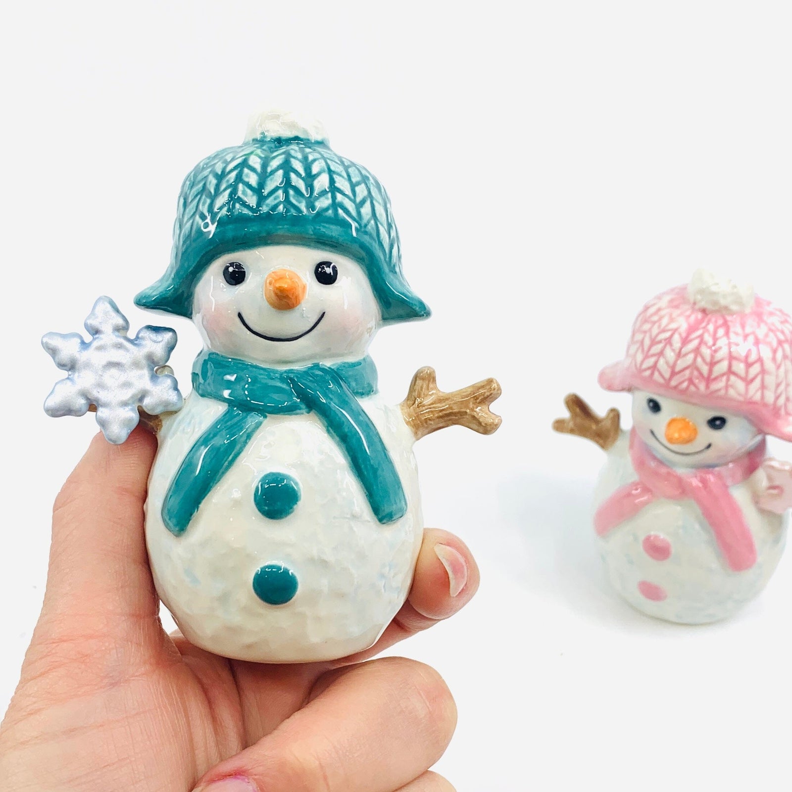 Pastel Snowman with Snowflake Salt and Pepper Shakers COSMOS 