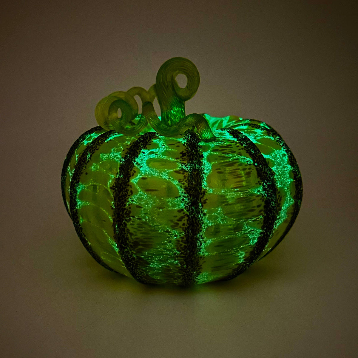 Daily Glow Pumpkin 3805 Fall Squat Gabby Luke Adams Glass Blowing Studio 