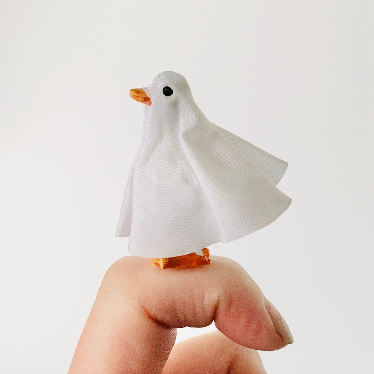 GHOOSE-TLY Greetings Charm - PT197 GANZ 
