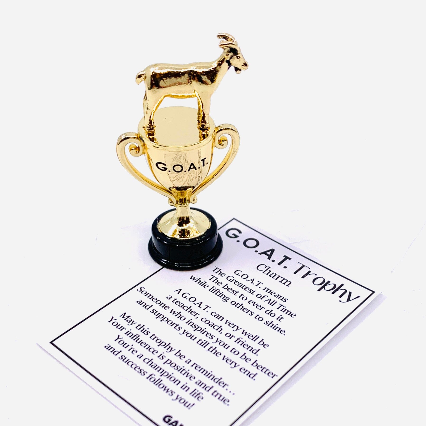 Trophée Chèvre GOAT – Design Minimaliste Doré Et Noir – 14 Cm – Cadeau Humour, Meilleur Vendeur, Sport - 1