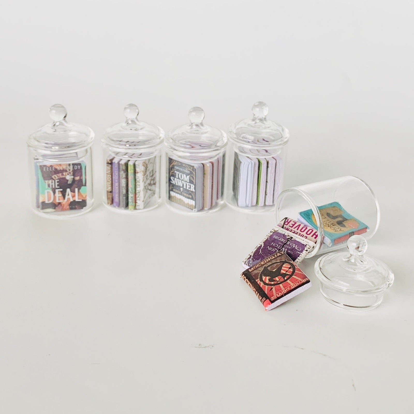 Summer Reading Jar Miniature Alex 