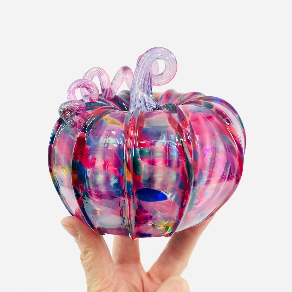 Daily Pumpkin 2697 Sweetheart Squat Gabby Luke Adams Glass Blowing Studio 