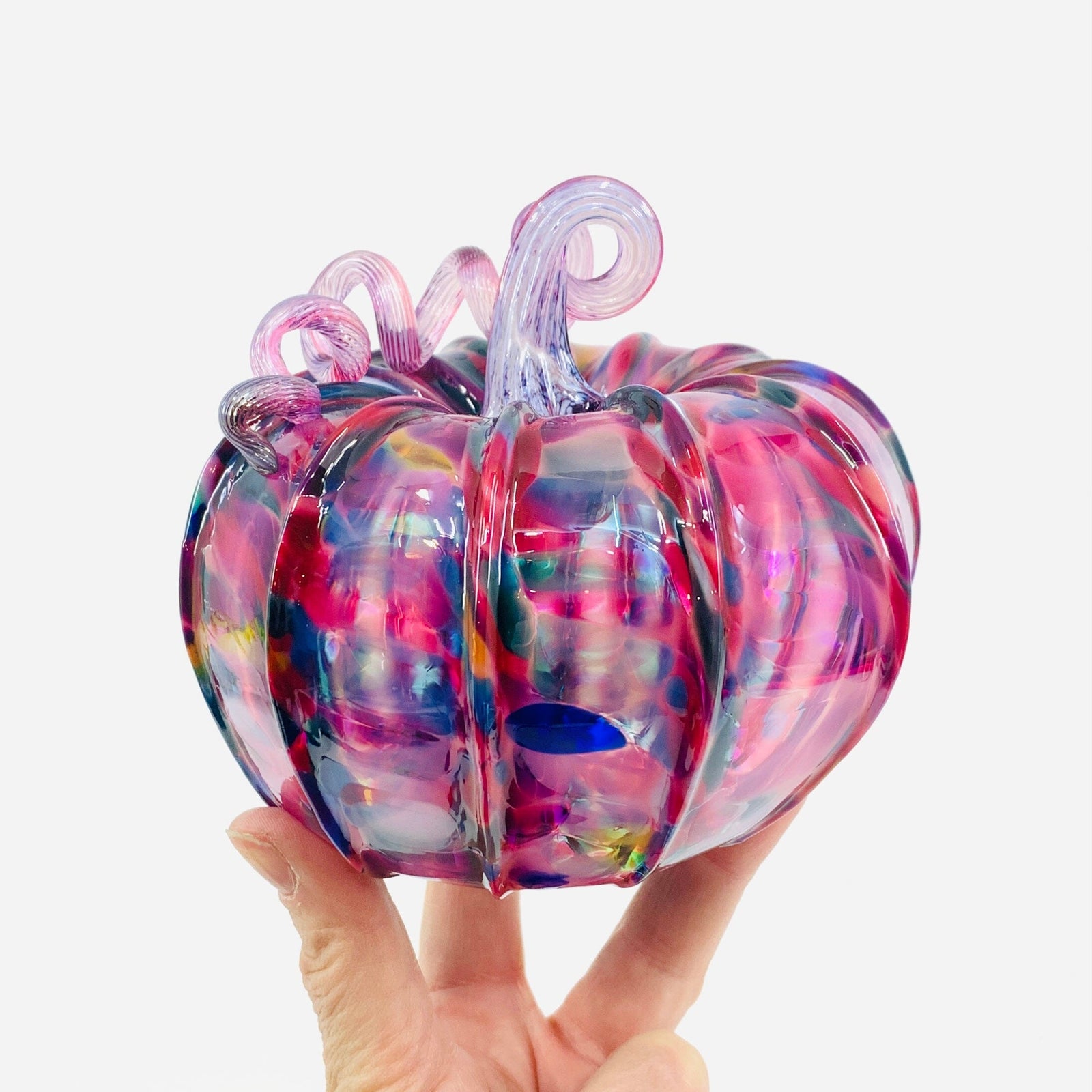 Daily Pumpkin 2697 Sweetheart Squat Gabby Luke Adams Glass Blowing Studio 