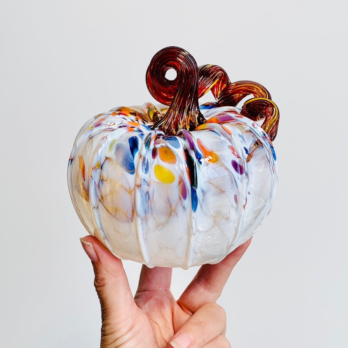 Daily Pumpkin 3200 Fall Squat Gabby Luke Adams Glass Blowing Studio 