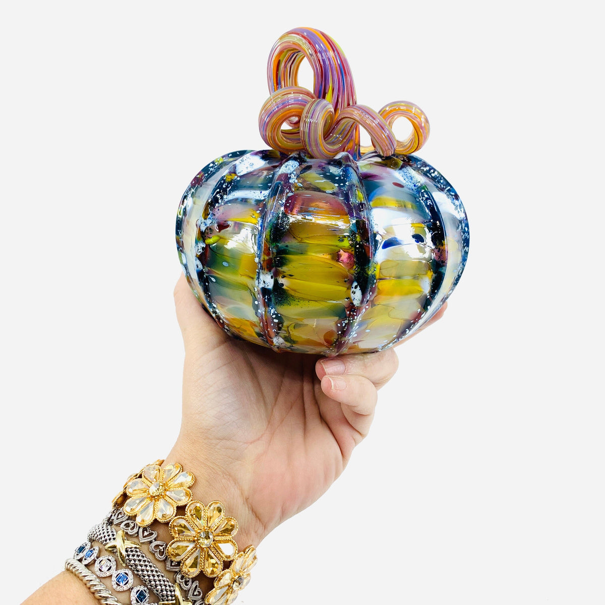 Daily Pumpkin 2875 Gift Me Squat Gabby Luke Adams Glass Blowing Studio 