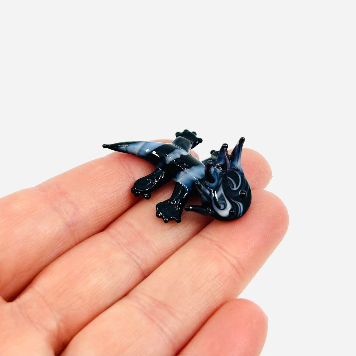 Amazing Axolotl Pocket Charm PT158 Miniature GANZ 