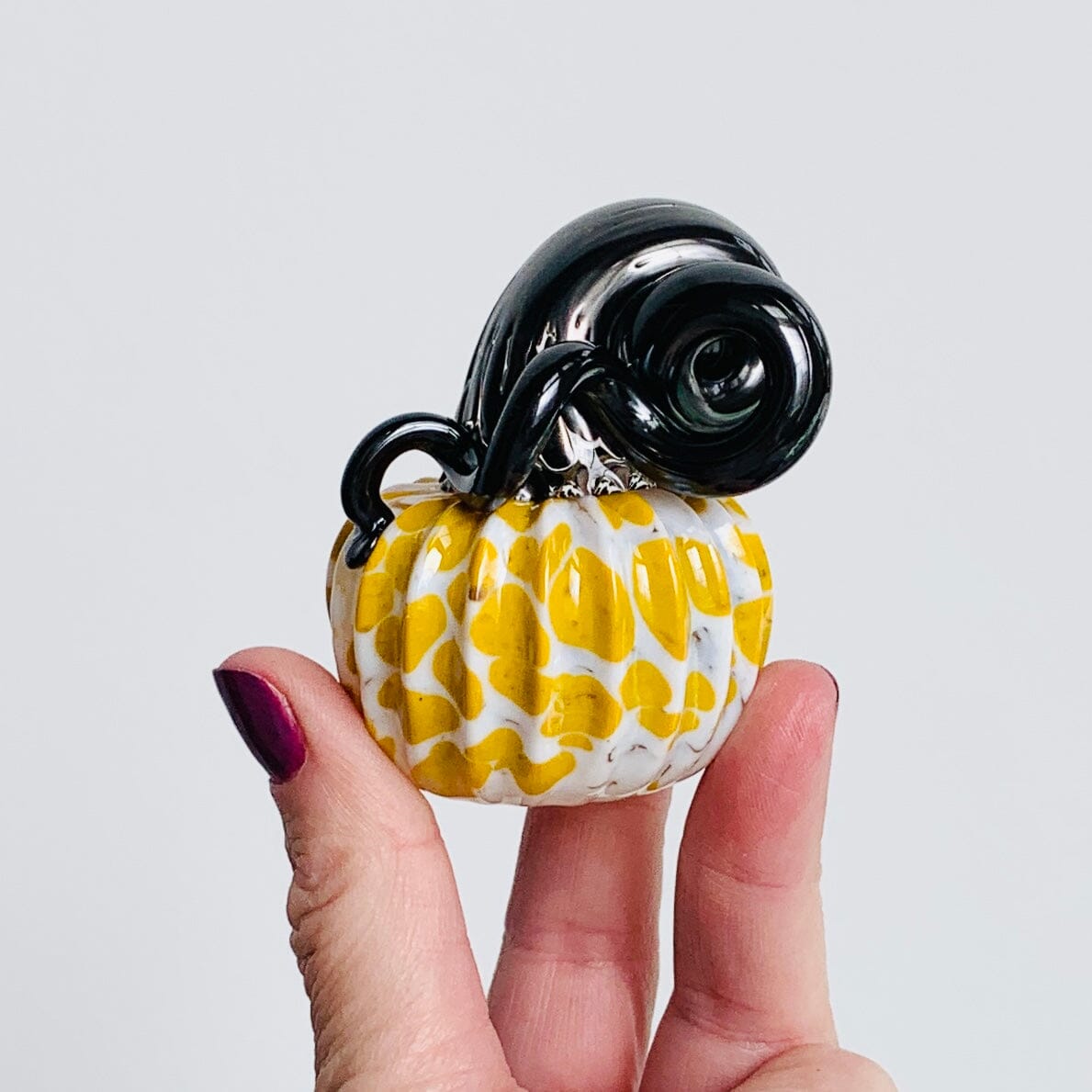 Daily Pumpkin 667 Mini Paperweight Daily Pumpkin Kevin 