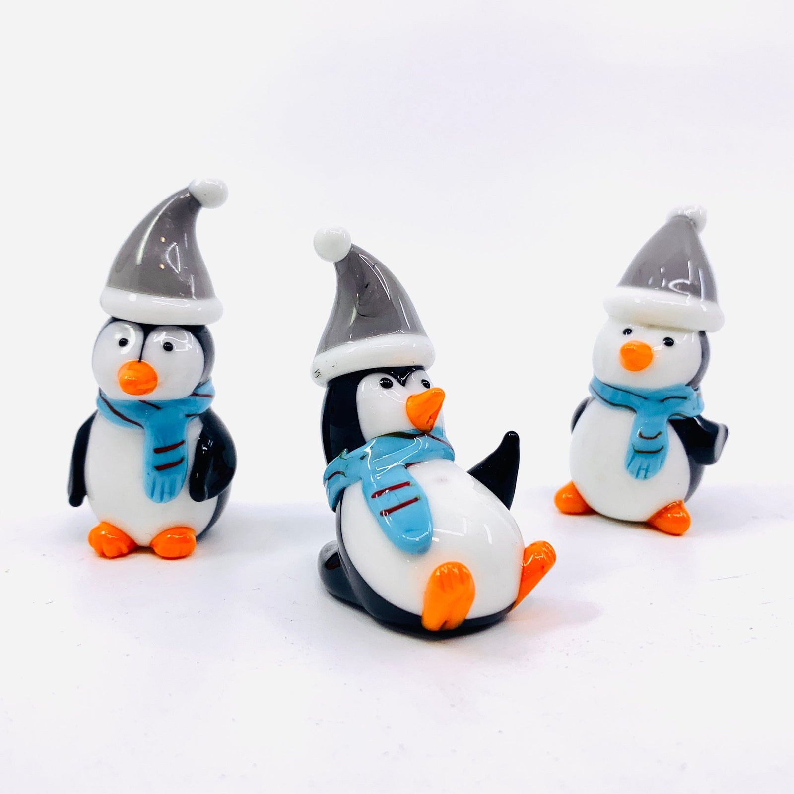 Playful Artglass Penguin, Colin Miniature C&F Enterprises 