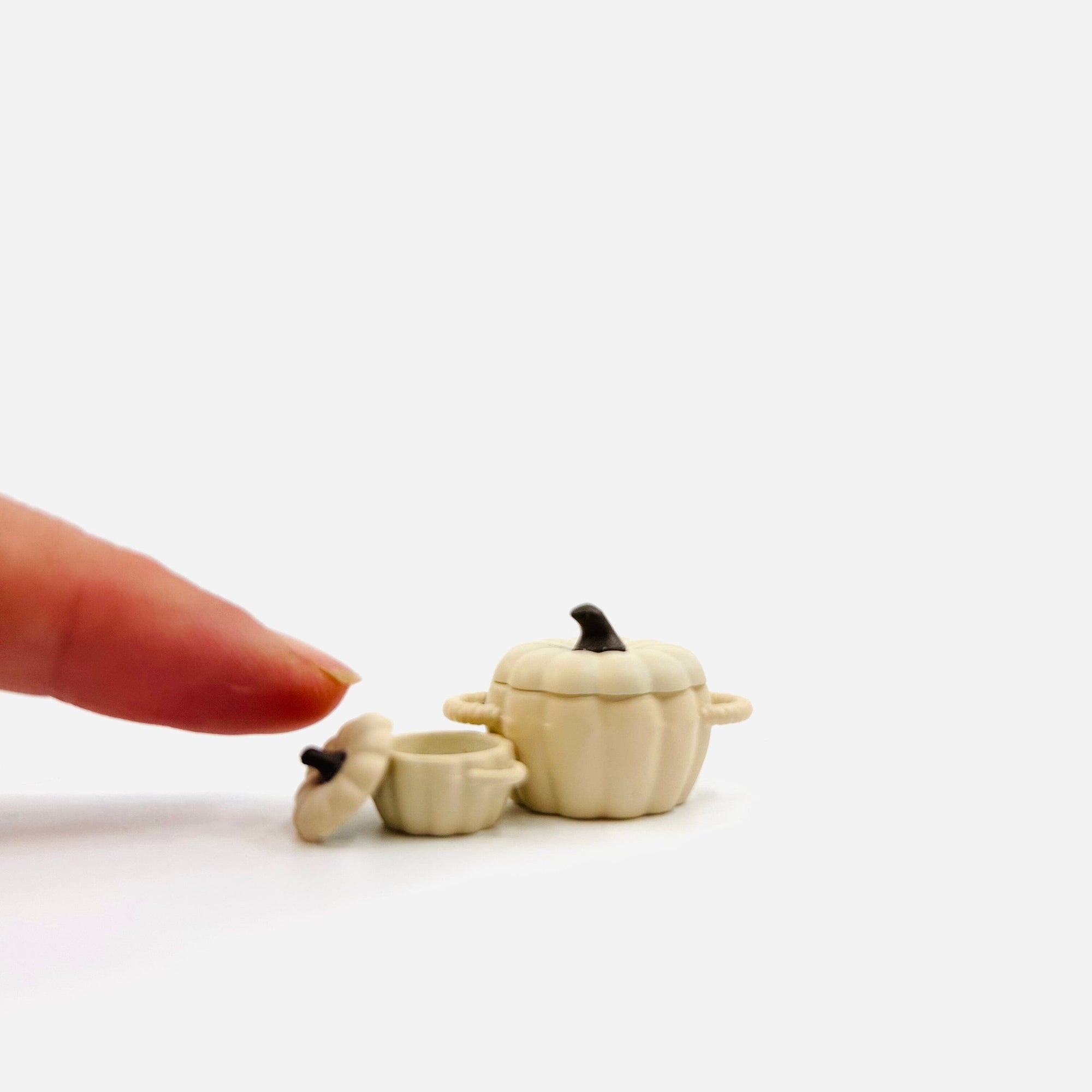 Miniature Pumpkin Soup Pot, Cream Miniature - 