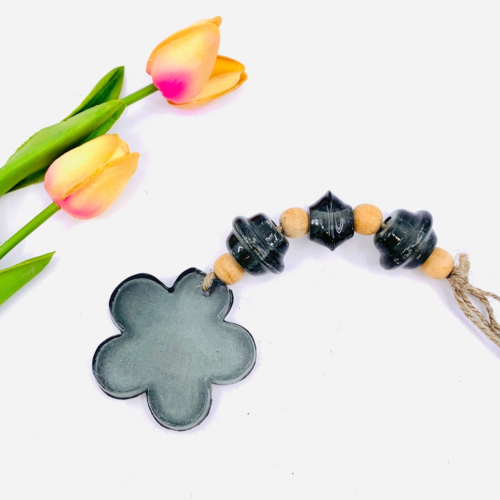 Glass Flower Suncatcher, Smoke Oak Street 