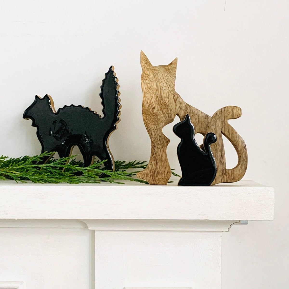 Wooden Black Scaredy Cat KEL-TOY 