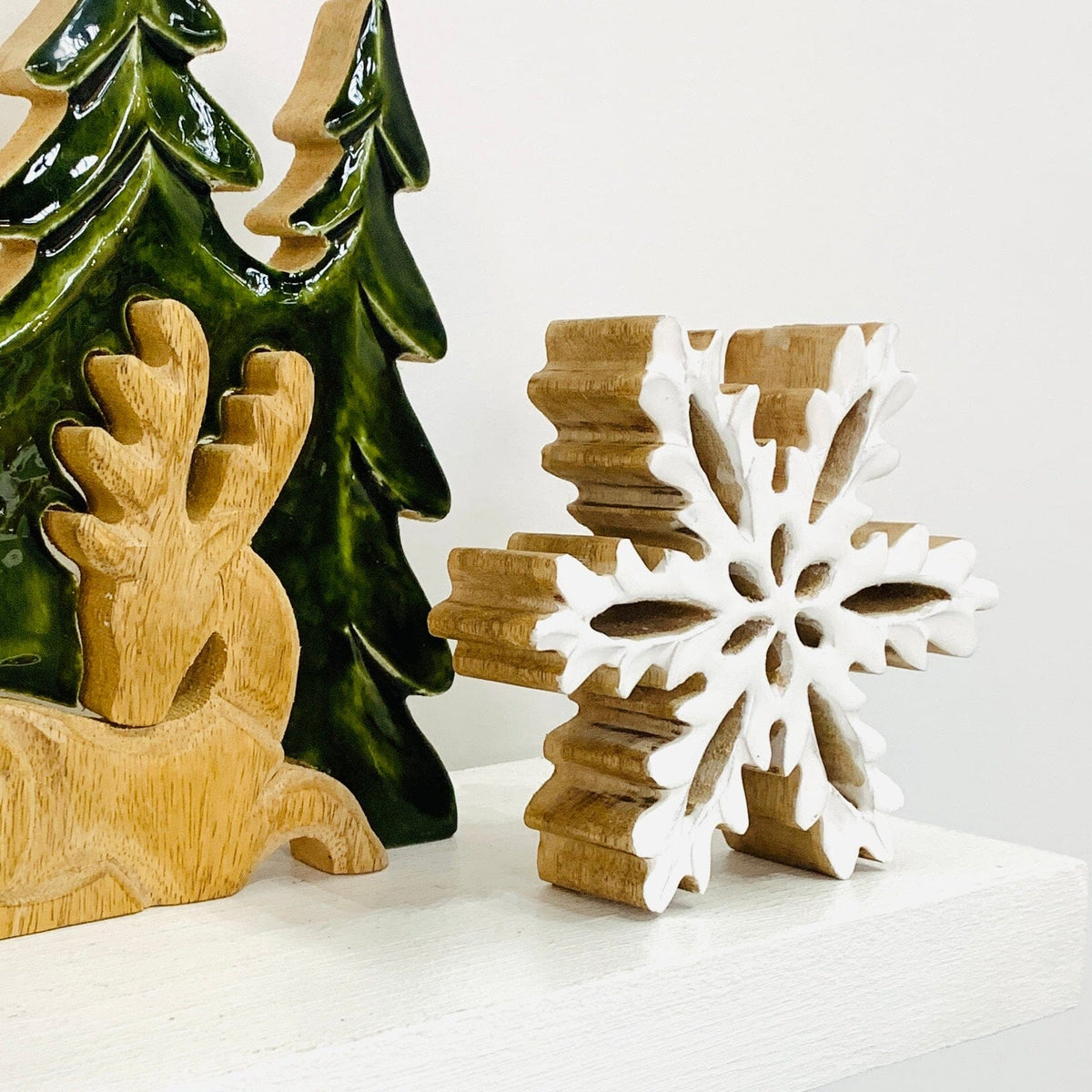 Enamel White Wooden Snowflake Décor Oak Street 