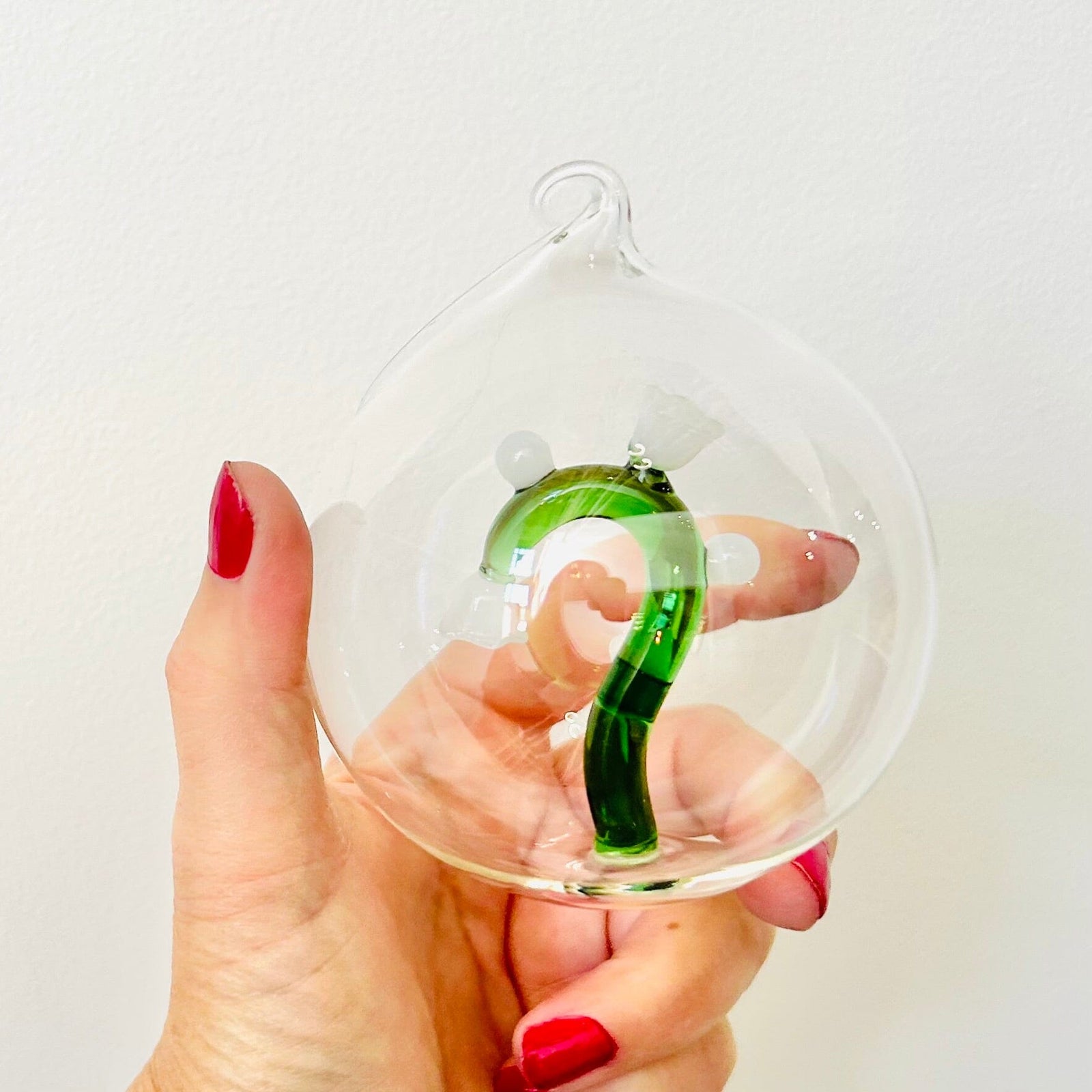 Glass Icon Ornament, White Flower ICHENDORF 