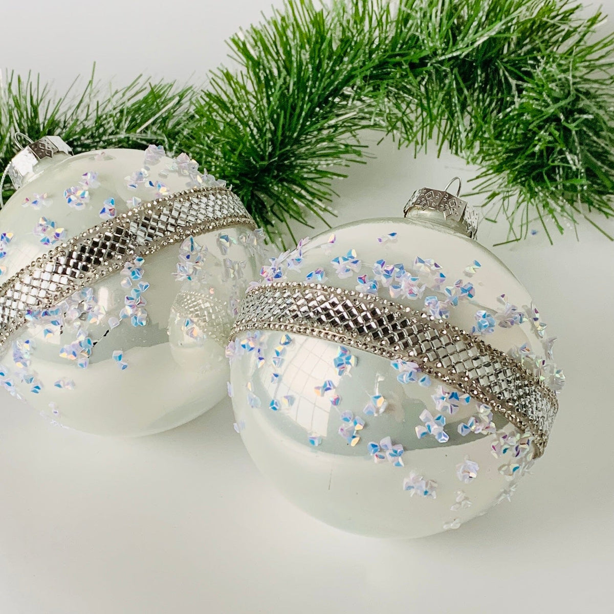 4" Sparkle Ornament GANZ 