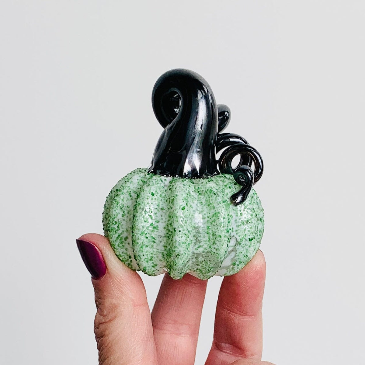 Daily Pumpkin 680 Mini Paperweight Daily Pumpkin Kevin 