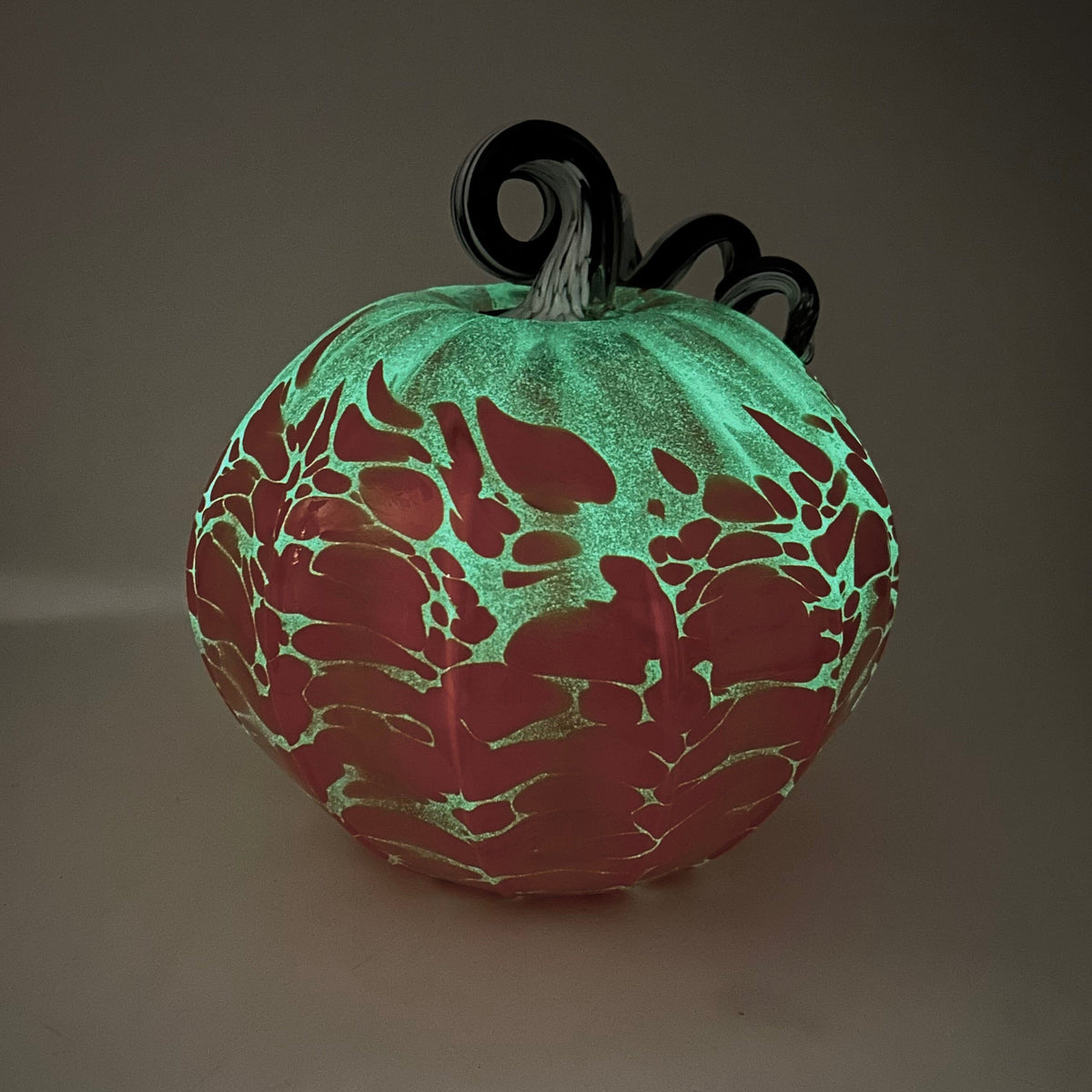 Daily Glow Pumpkin 412 Fall Large Daily Pumpkin Luke Adams Glass Blowing Studio 