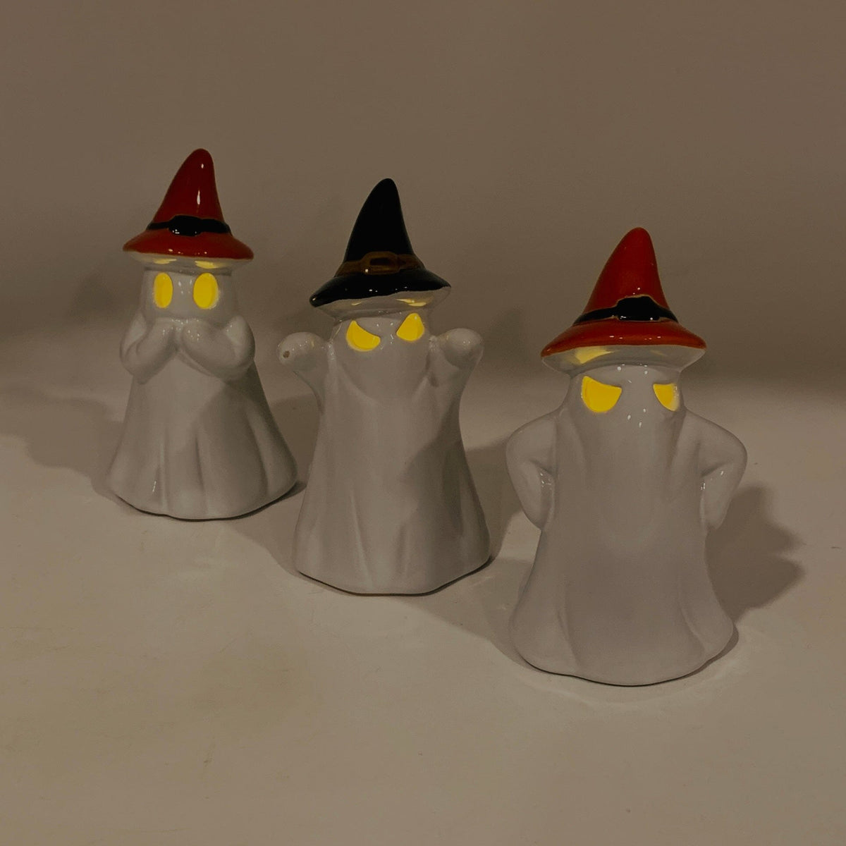 Lite-Up Ghost, Treat Transpac 