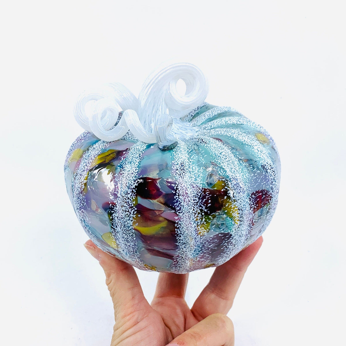 Daily Pumpkin 1735 Holiday Snowfall Squat Gabby Luke Adams Glass Blowing Studio 