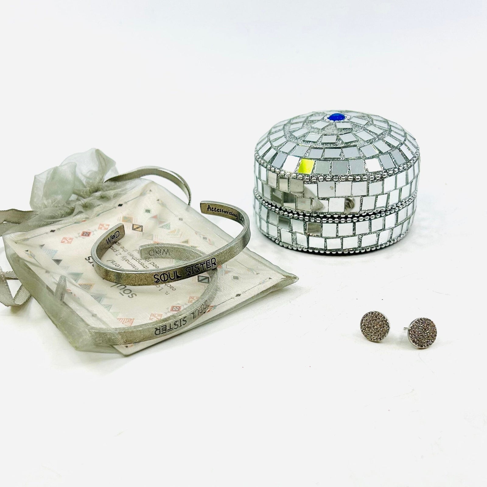 Inventory Box 27 - Soul Sisters One Hundred 80 Degrees 