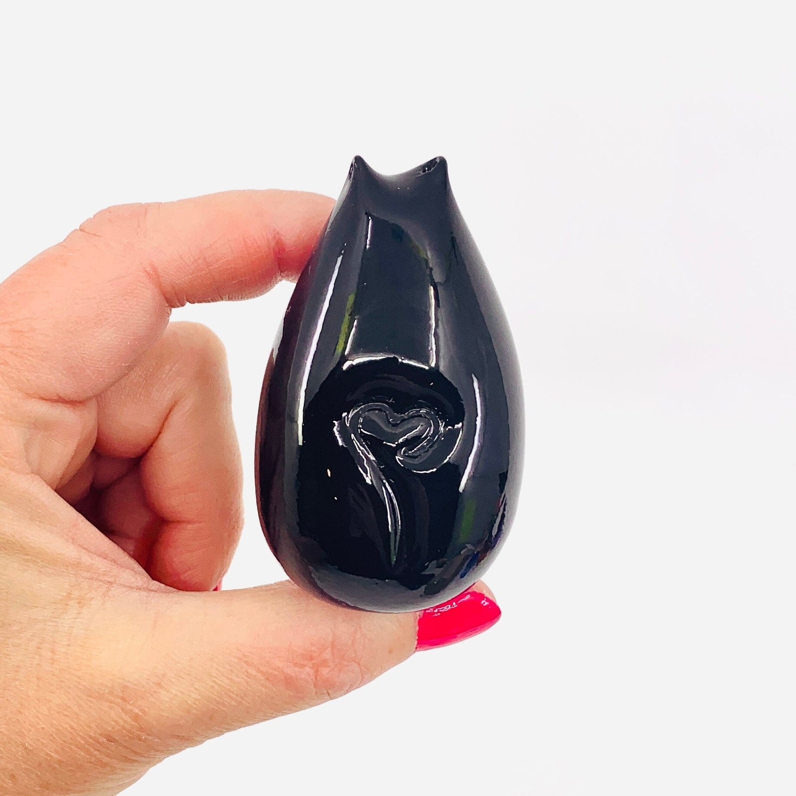 Little Glass Love Cat, Lucky Black Miniature Henrietta Glass 