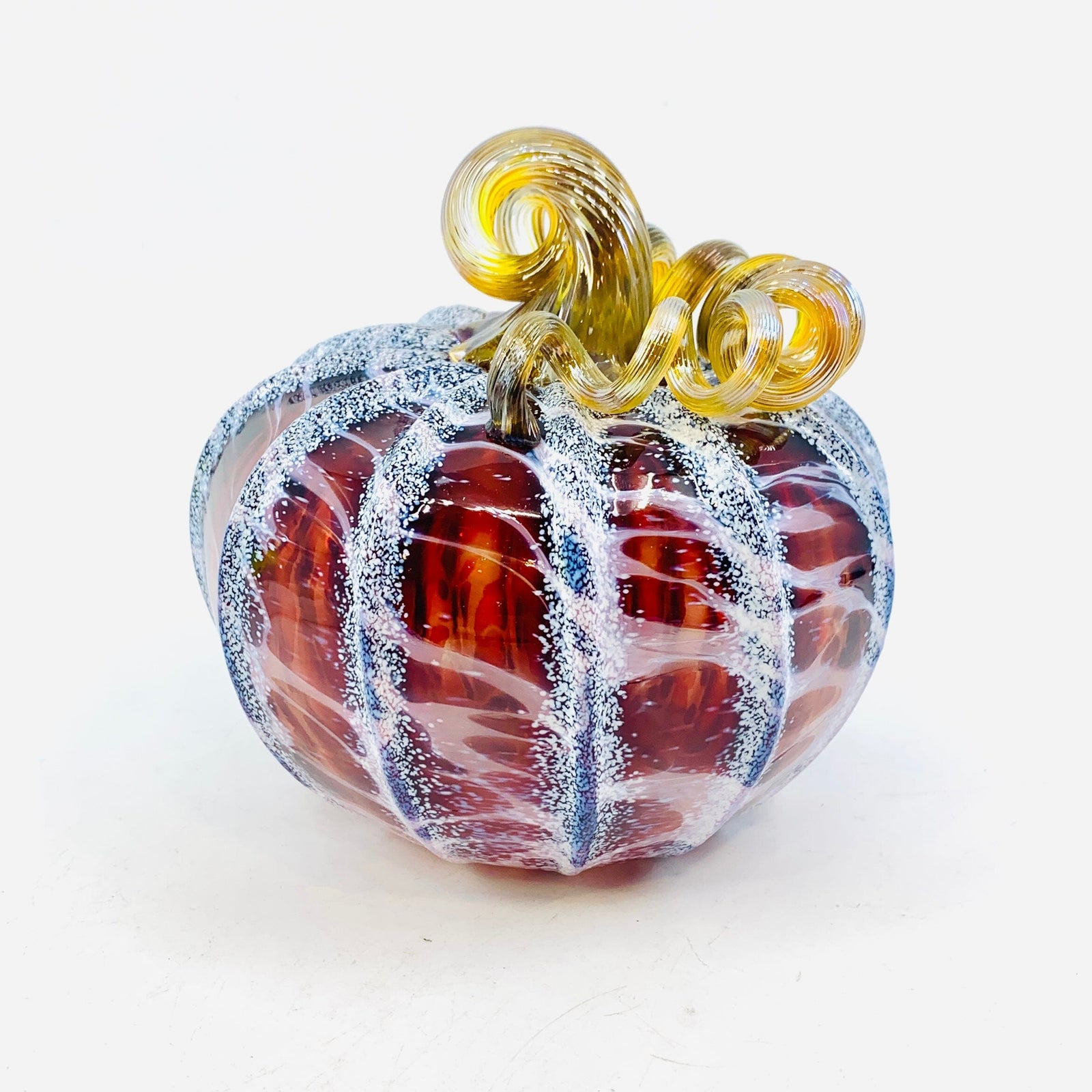Daily Pumpkin 2664 Sweetheart Squat Gabby Luke Adams Glass Blowing Studio 