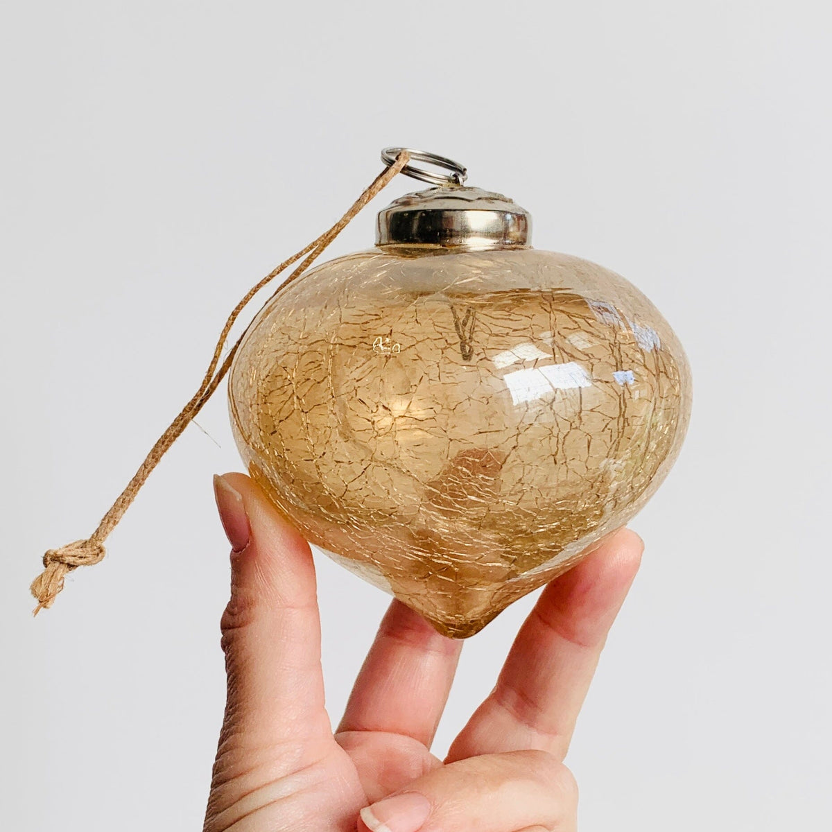 Crackle Glass Diamond Ornament 6, Champagne