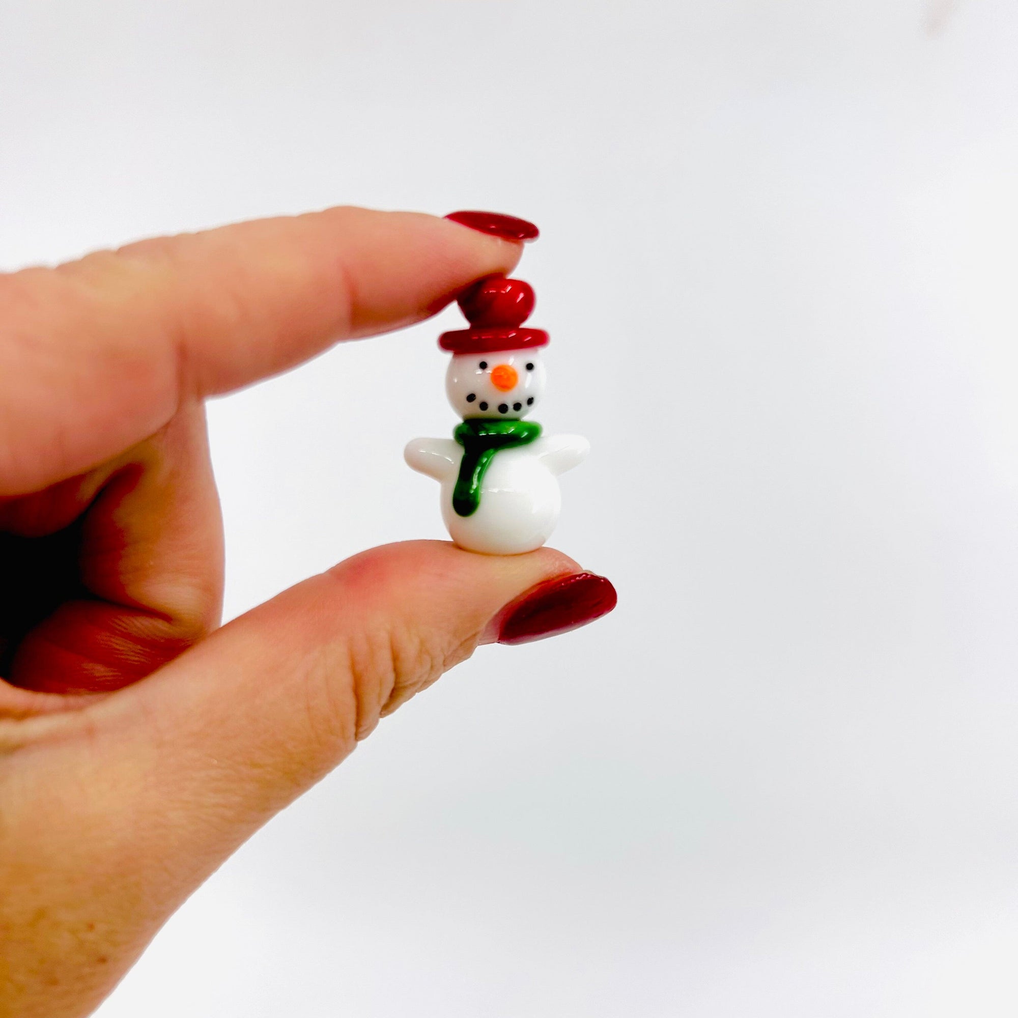 Tiny Christmas Figurine - The Smallest Snowmen Miniature Alex 