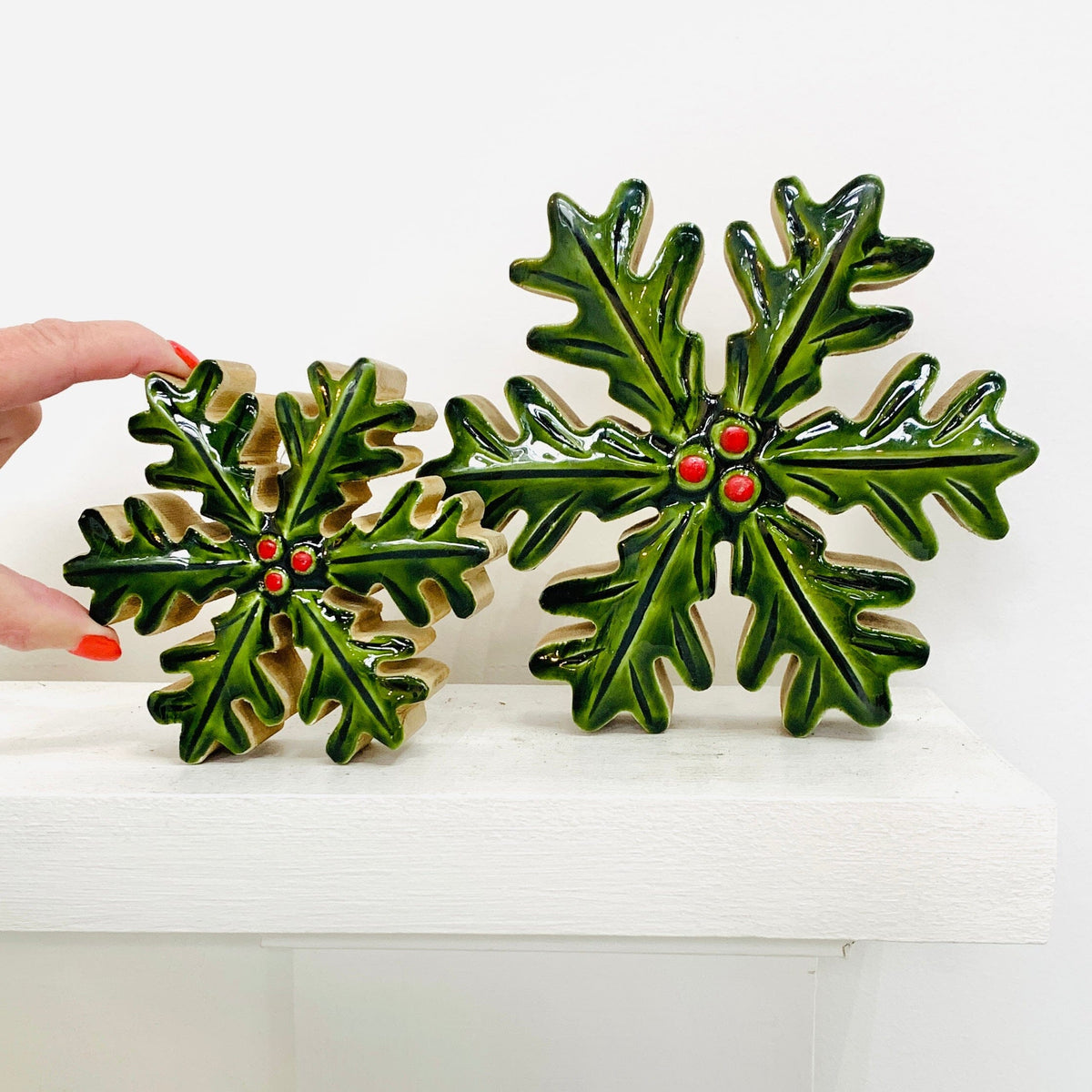Enamel Holly Wooden Snowflake Décor, Small Oak Street 
