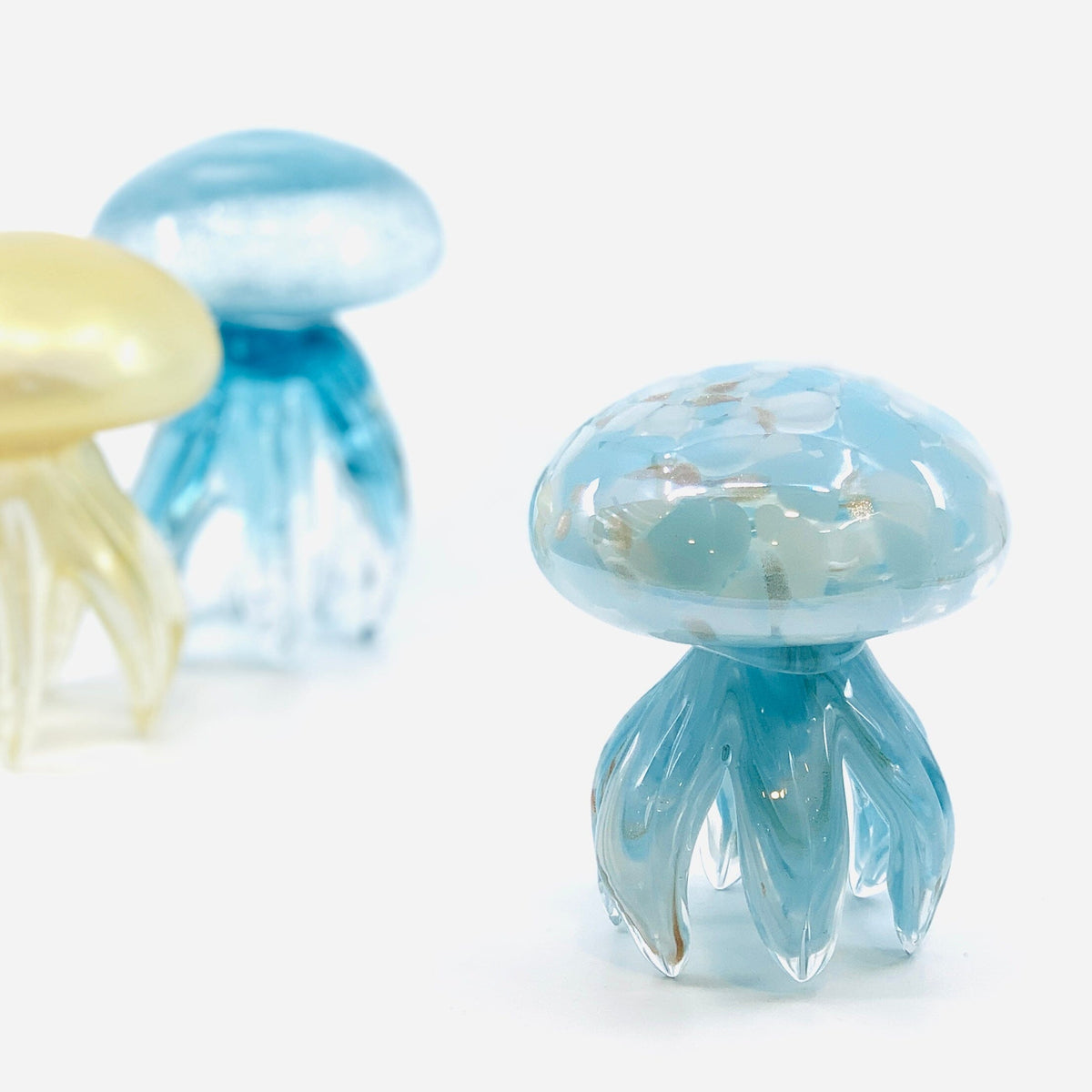 Jellyfish Statue, Speckle Decor Chesapeake Bay 