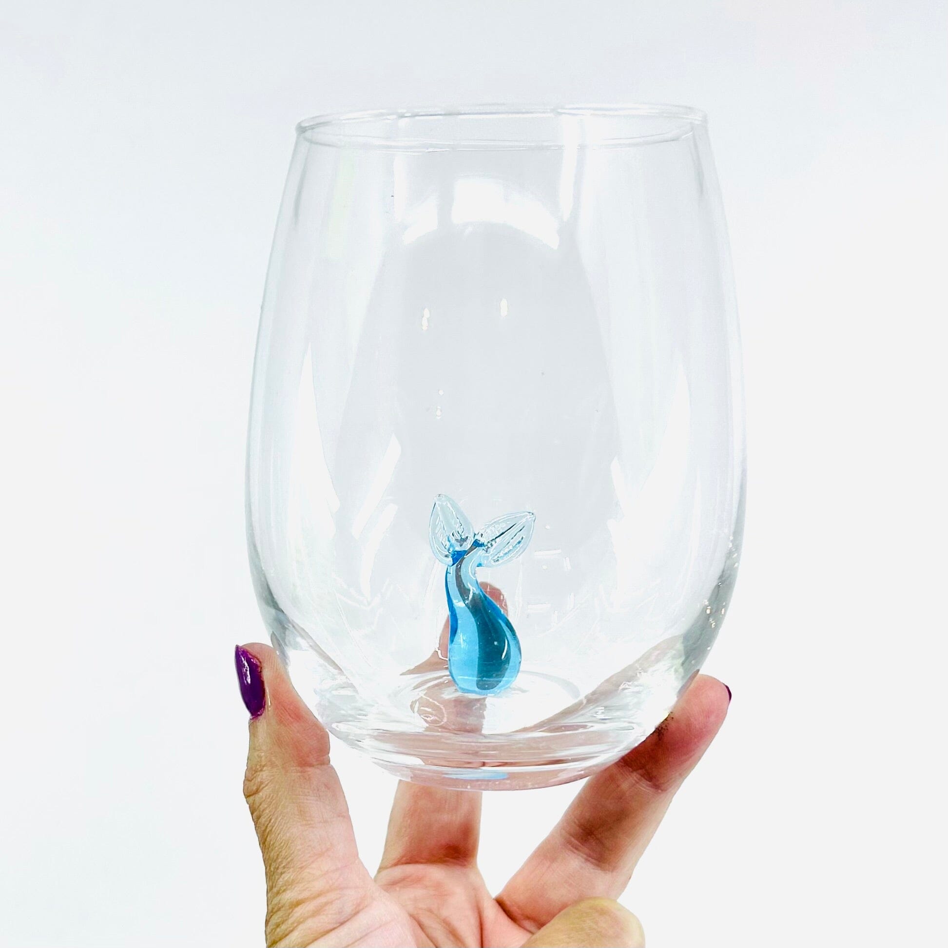 16 oz Large Pour Wine Glass, Whale Tail Decor Chesapeake Bay 