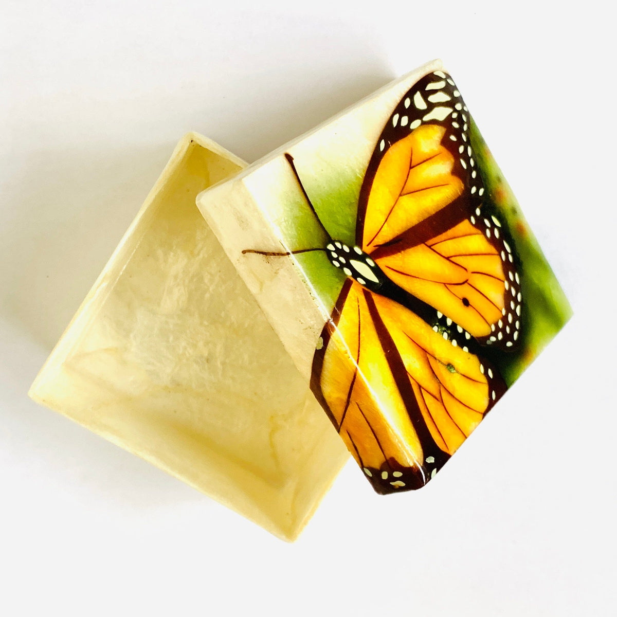 Capiz Shell Trinket Box 1, Butterfly Decor Kubla Craft 