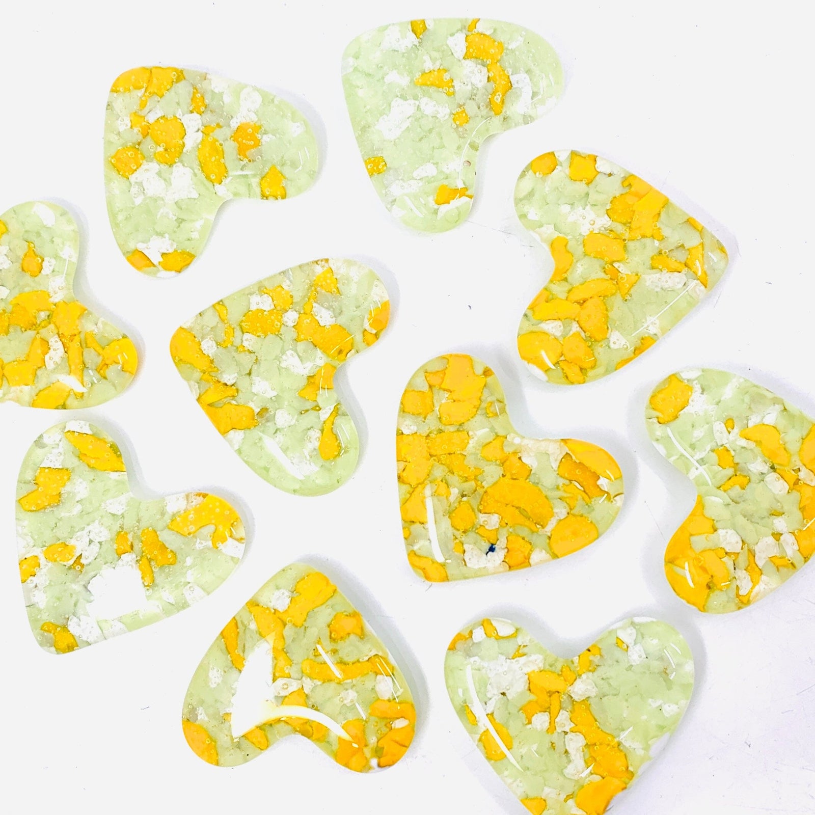 Fused Pocket Heart, Daffodil Miniature Jean 