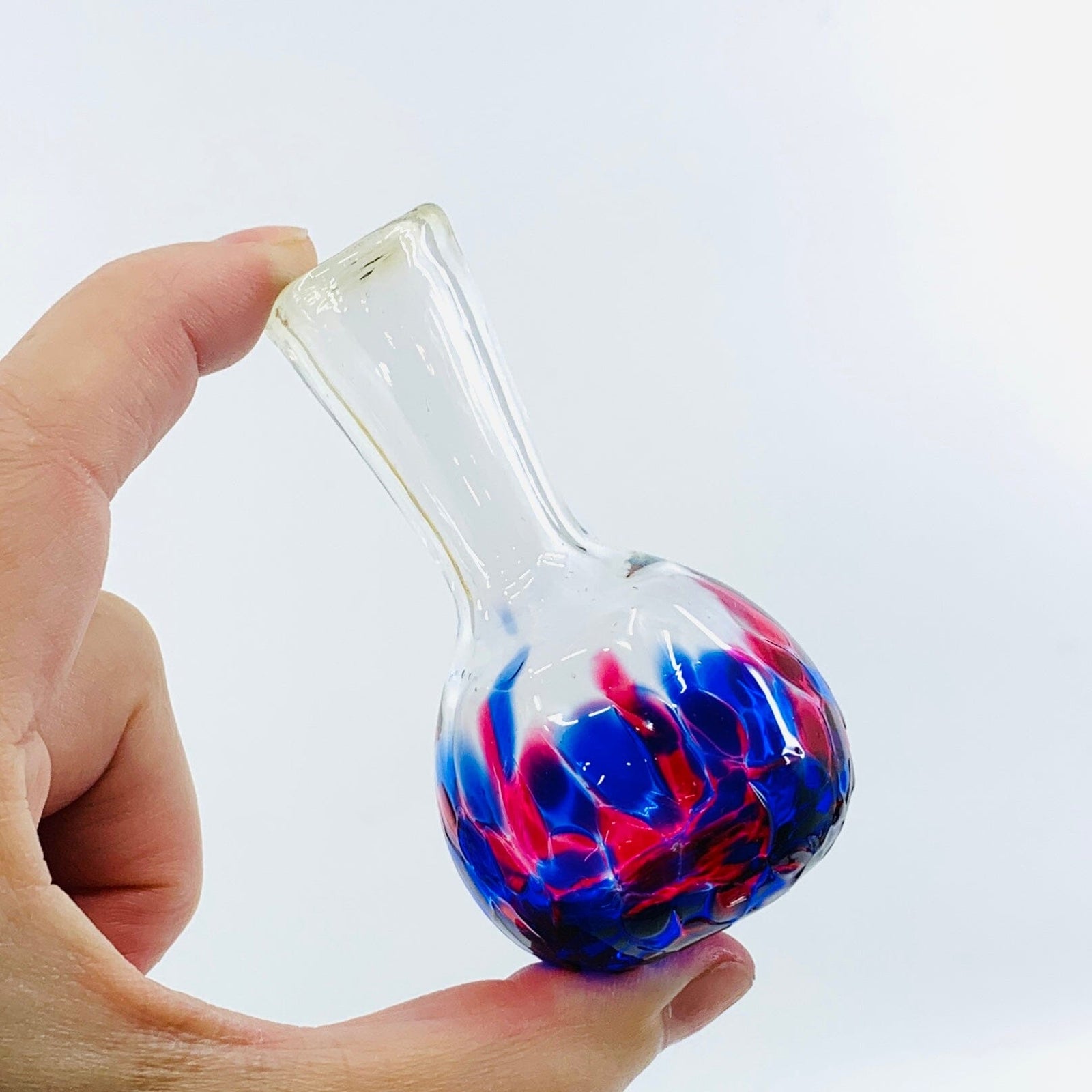 'Mom's Little Dandelion Vase', Artisan Bud Vase - Maddies Mix Henrietta Glass 