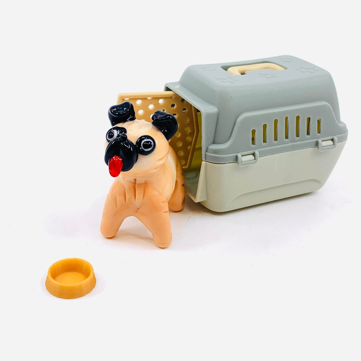 Noodle, Puppy and Crate Miniature Alex 