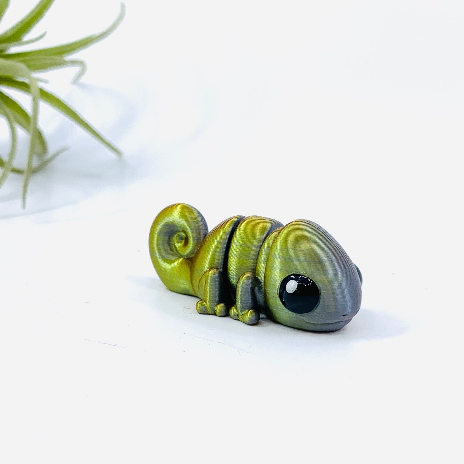 3D-Print Animals, Baby Chameleon - 23 LUZ CUSTOM DESIGN 